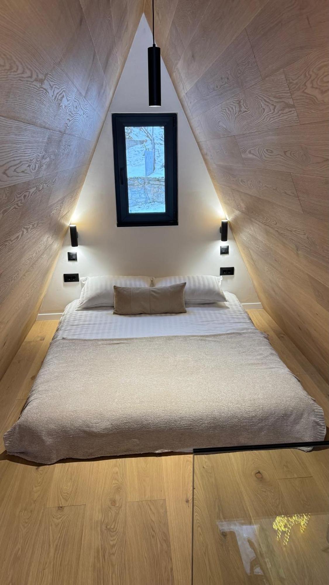 Chalet Frame