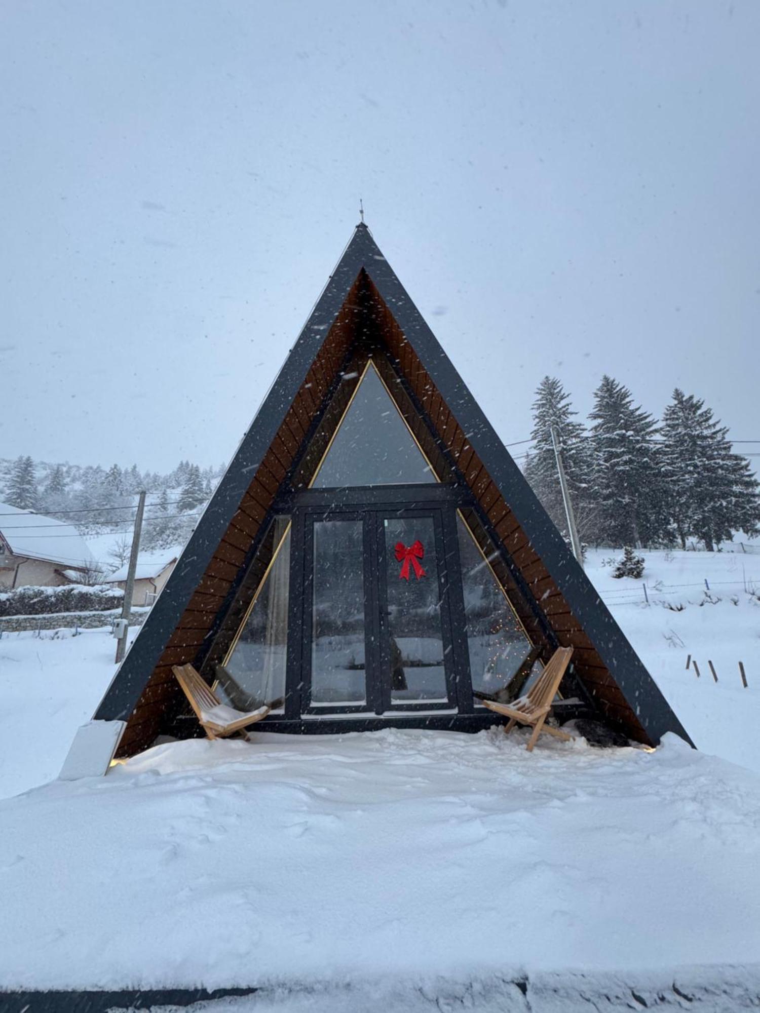 Frame Chalet